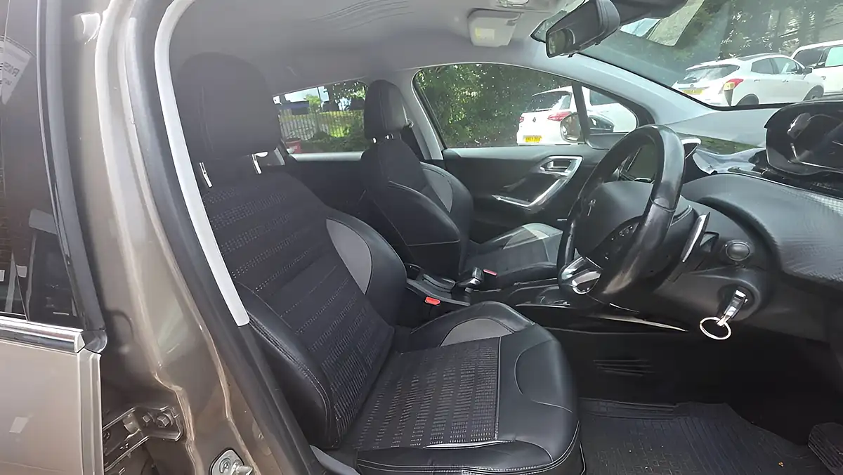 Used 2015 Peugeot 2008 Allure Grey - Interior and Exterior details 10