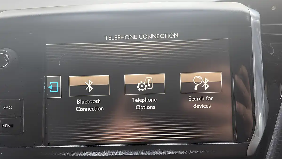 Used 2015 Peugeot 2008 Allure Grey - Interior and Exterior details 17