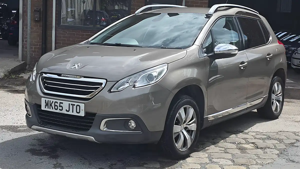Used 2015 Peugeot 2008 Allure Grey - Interior and Exterior details 3