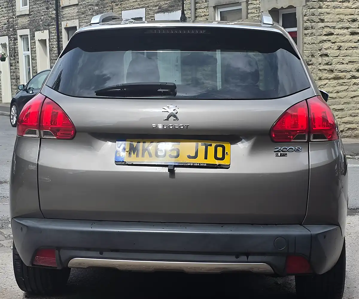 Used 2015 Peugeot 2008 Allure Grey - Interior and Exterior details 6
