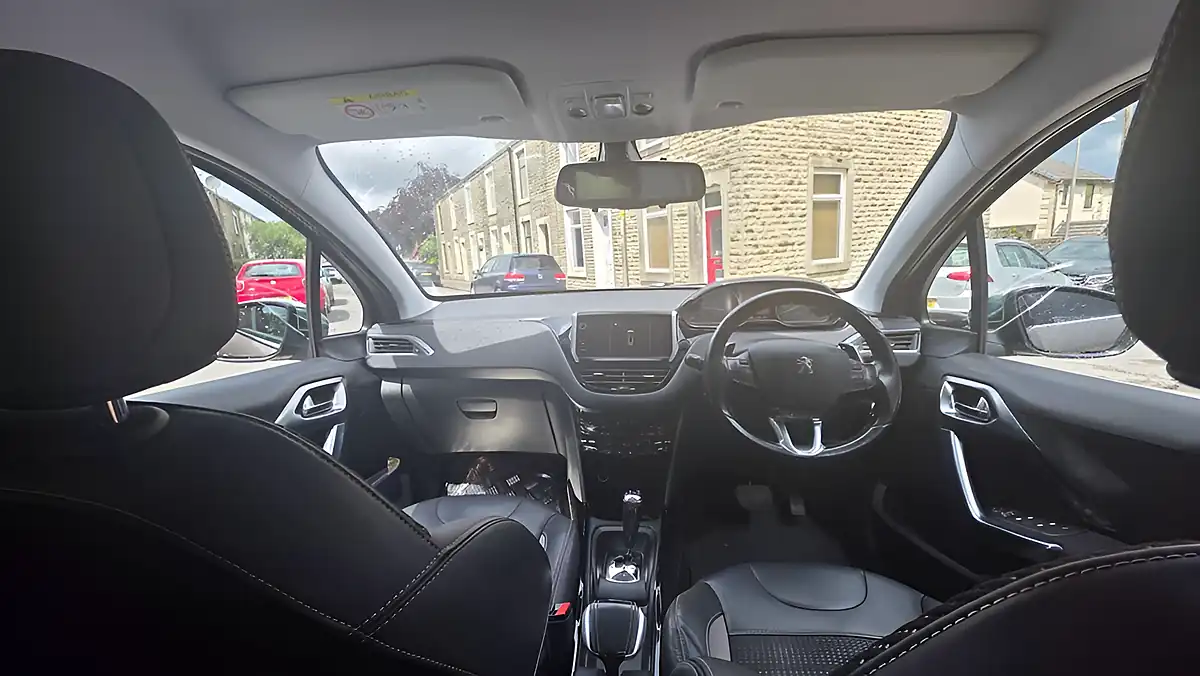 Used 2015 Peugeot 2008 Allure Grey - Interior and Exterior details 9