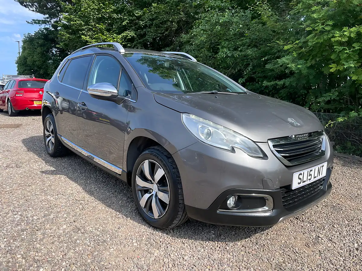 Used 2015 Peugeot 2008 Allure Grey - Front View
