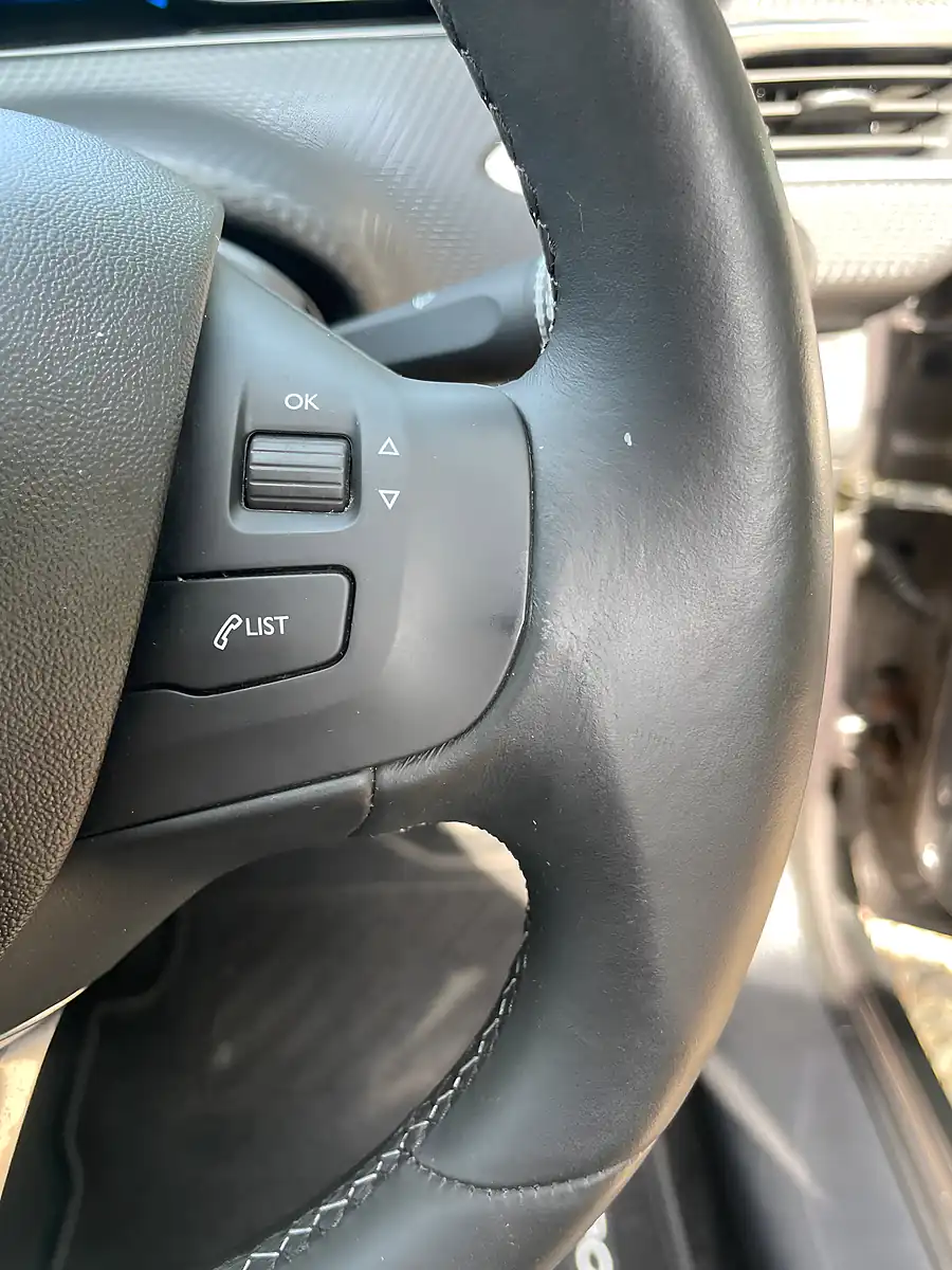 Used 2015 Peugeot 2008 Allure Grey - Interior and Exterior details 14