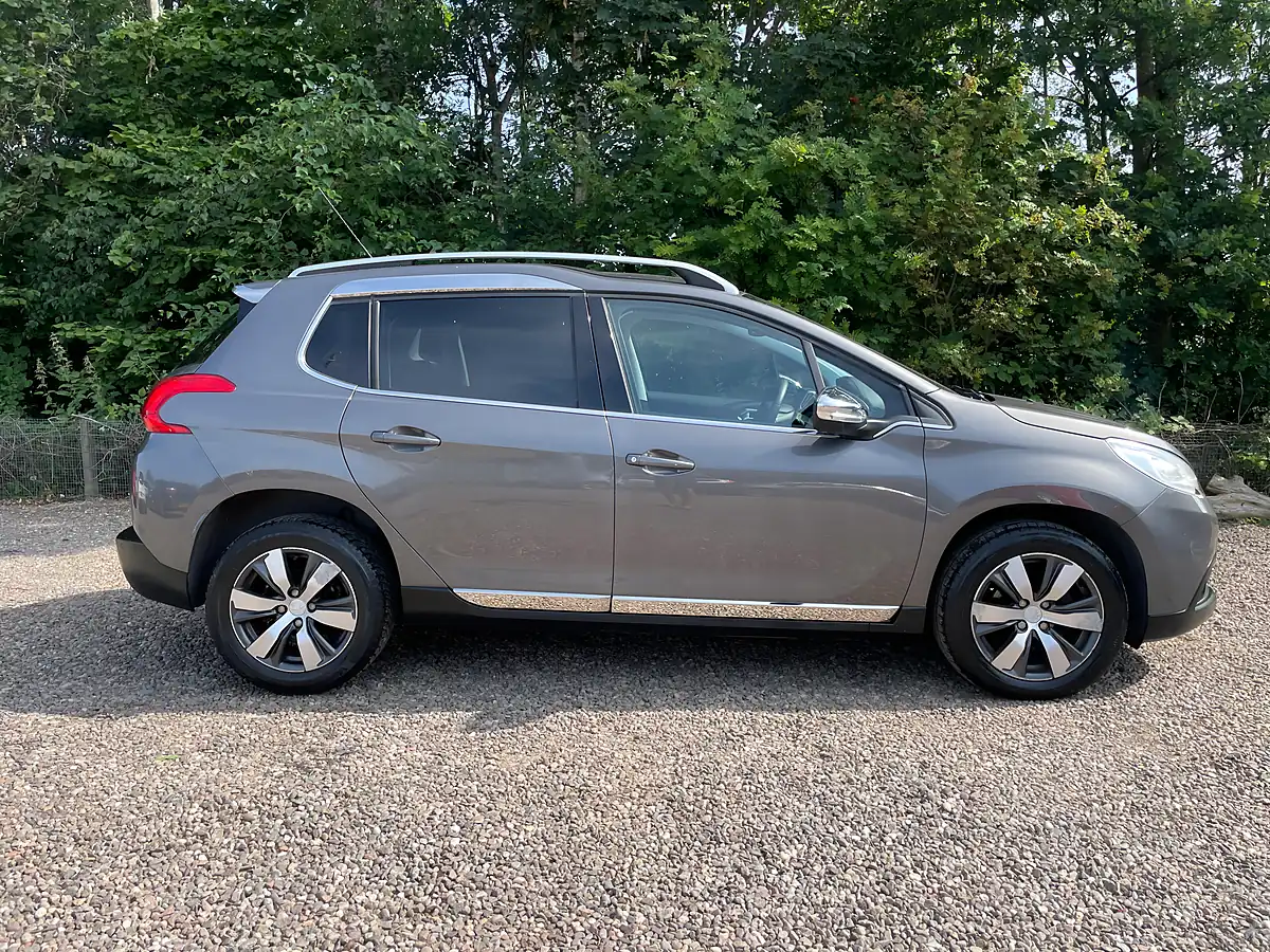 Used 2015 Peugeot 2008 Allure Grey - Interior and Exterior details 5