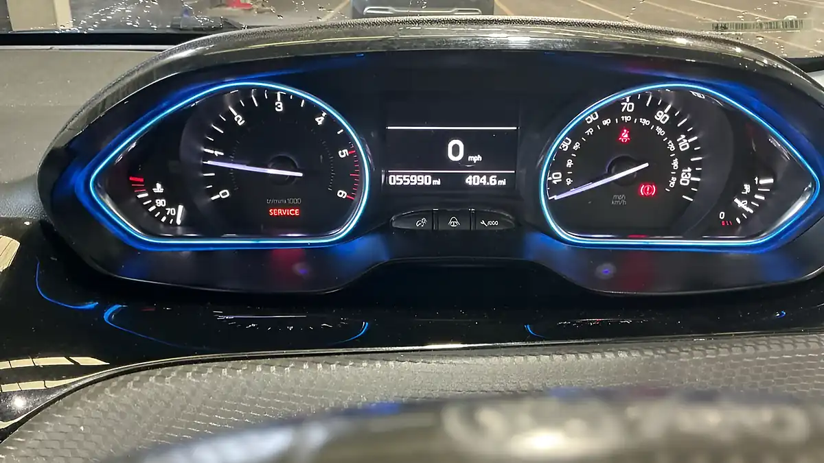 Used 2015 Peugeot 2008 Allure Grey - Interior and Exterior details 7