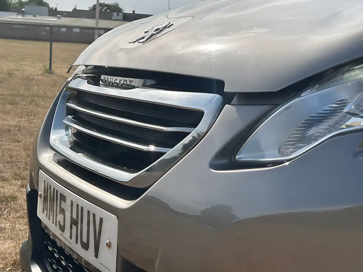 Used 2015 Peugeot 2008 Allure Grey - Interior and Exterior details 10
