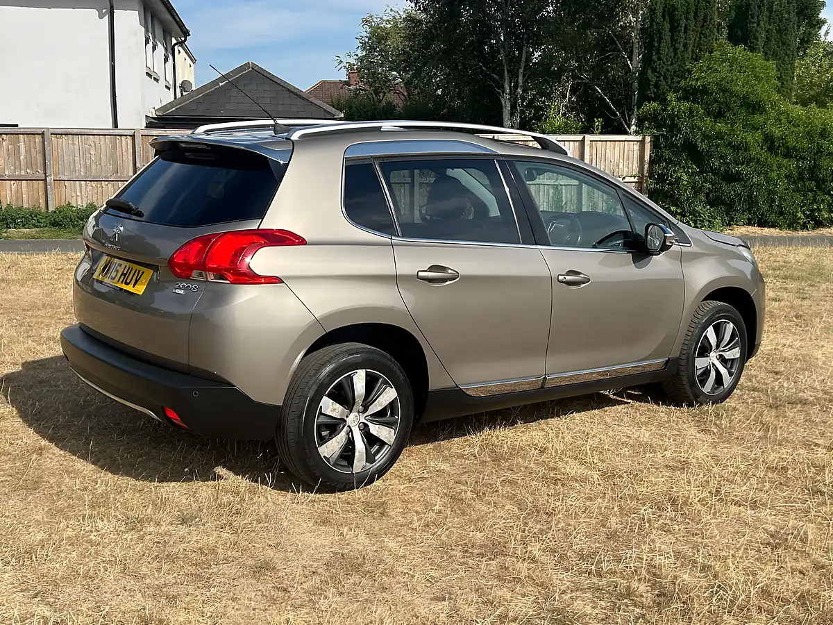 Used 2015 Peugeot 2008 Allure Grey - Interior and Exterior details 5