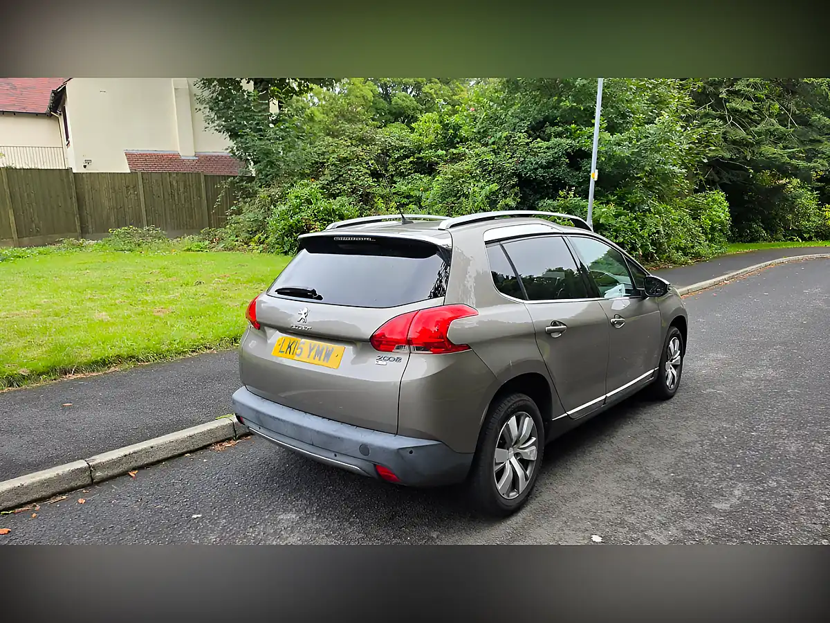 Used 2015 Peugeot 2008 Allure Grey - Interior and Exterior details 3