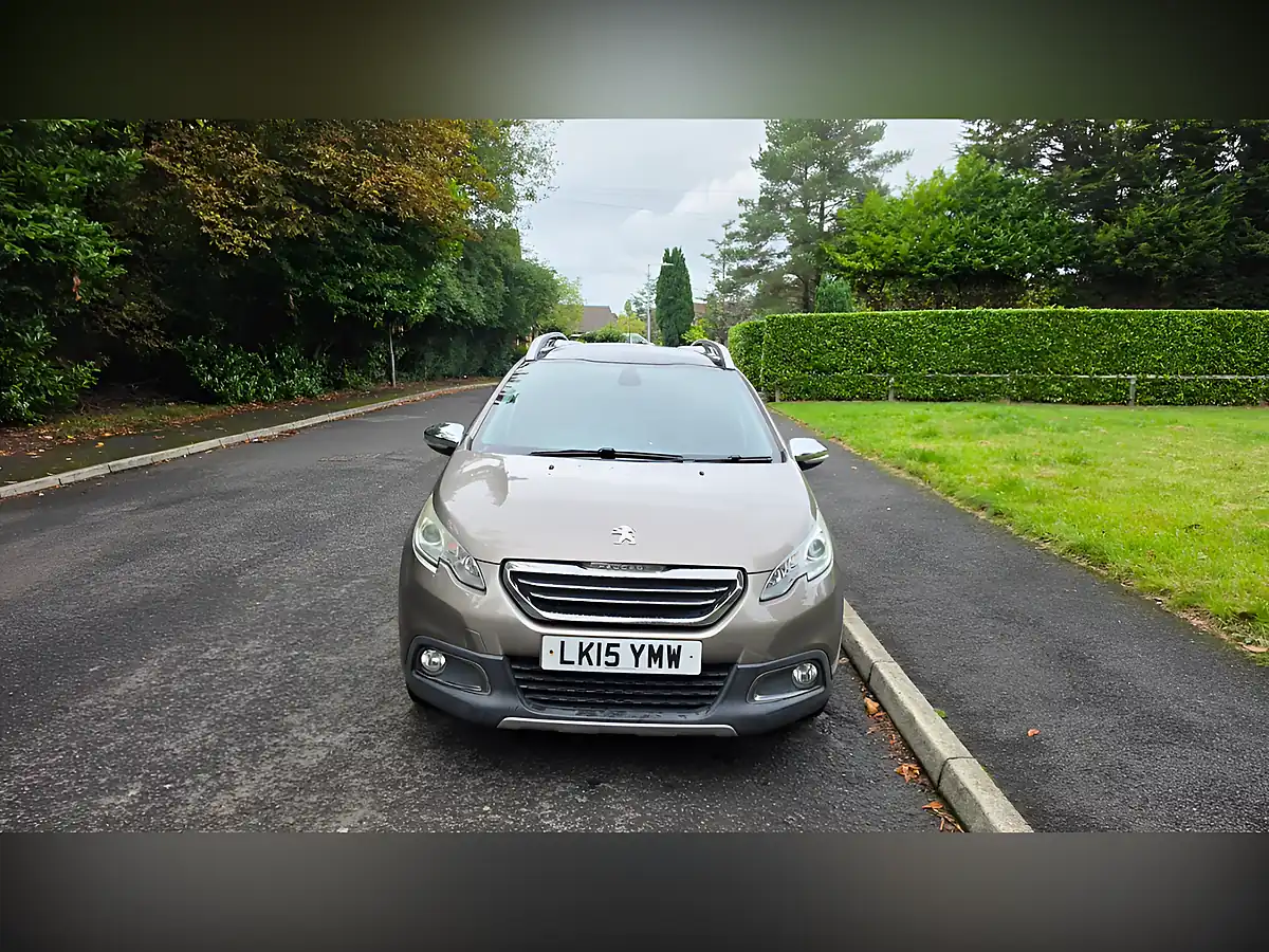 Used 2015 Peugeot 2008 Allure Grey - Interior and Exterior details 8
