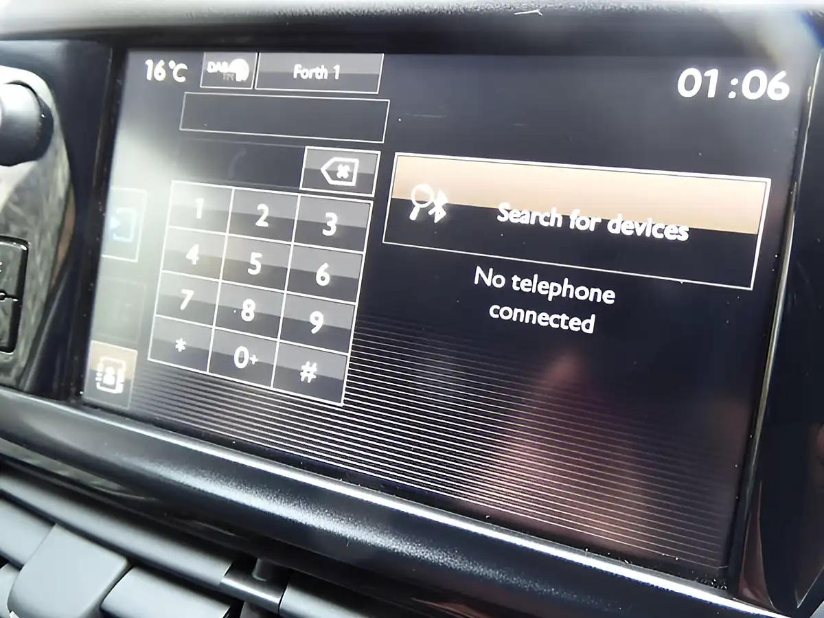 Used 2015 Peugeot 2008 Allure Grey - Interior and Exterior details 13
