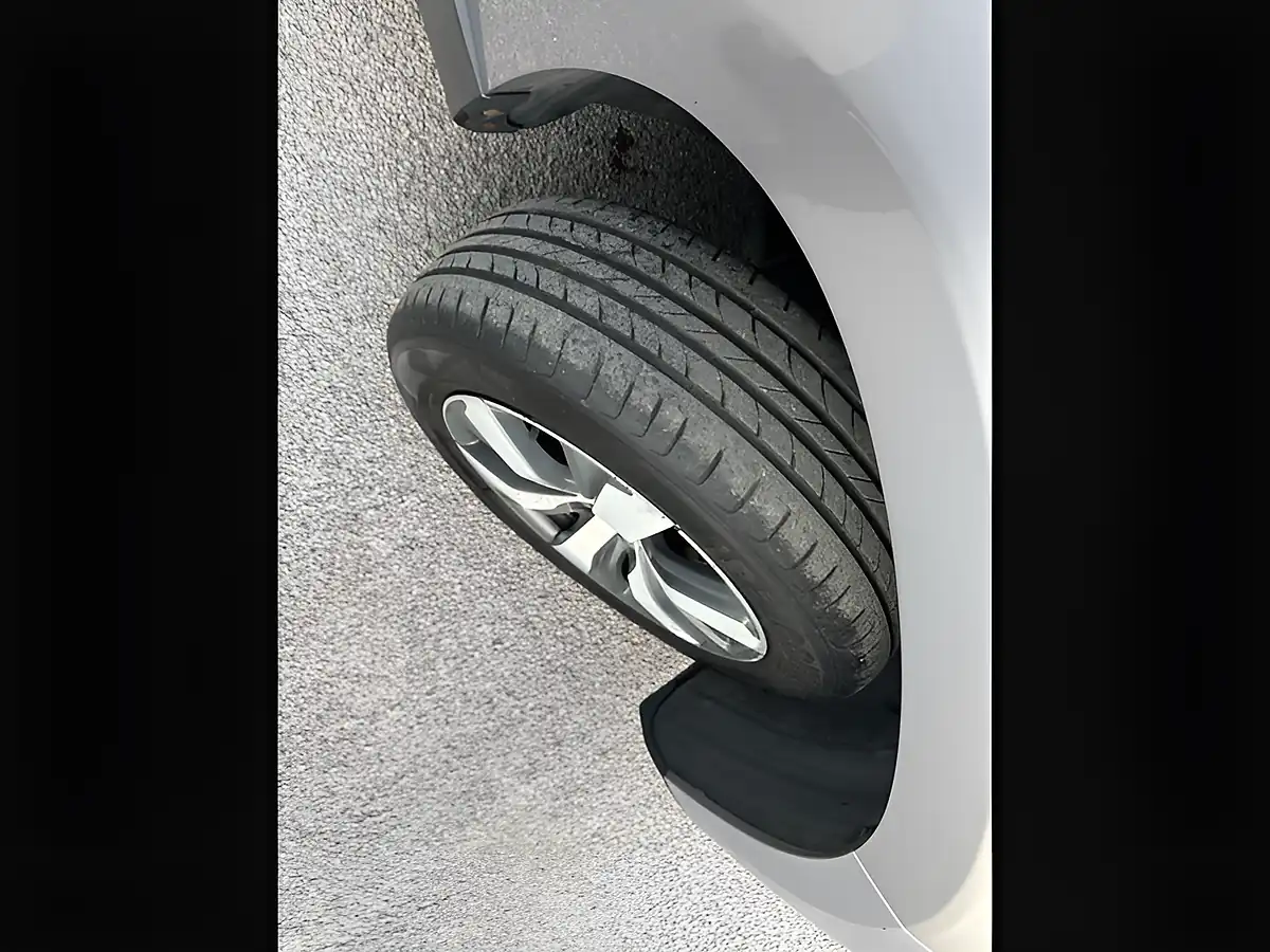 Used 2015 Peugeot 2008 Allure Grey - Interior and Exterior details 13