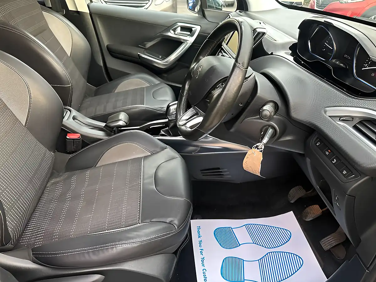 Used 2015 Peugeot 2008 Allure Grey - Interior and Exterior details 6