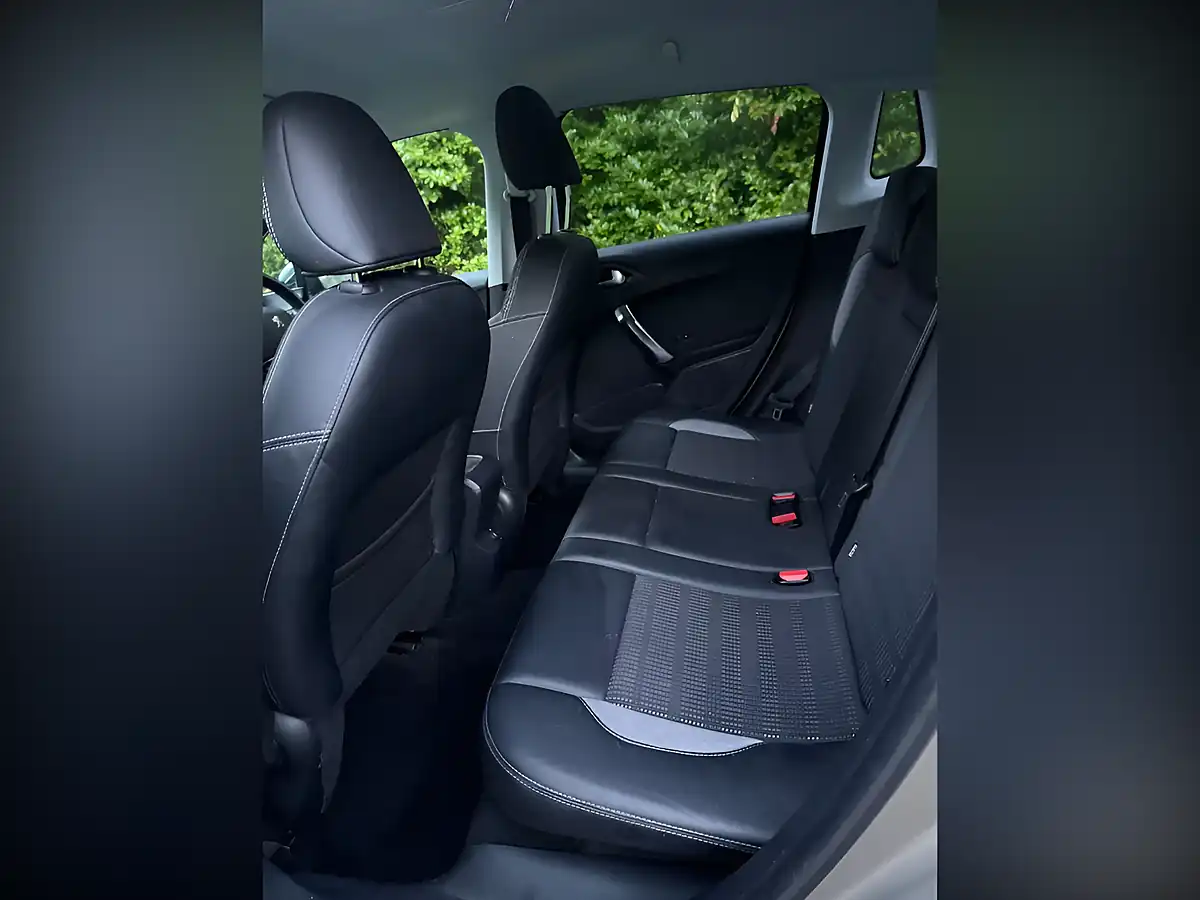 Used 2015 Peugeot 2008 Allure Grey - Interior and Exterior details 11