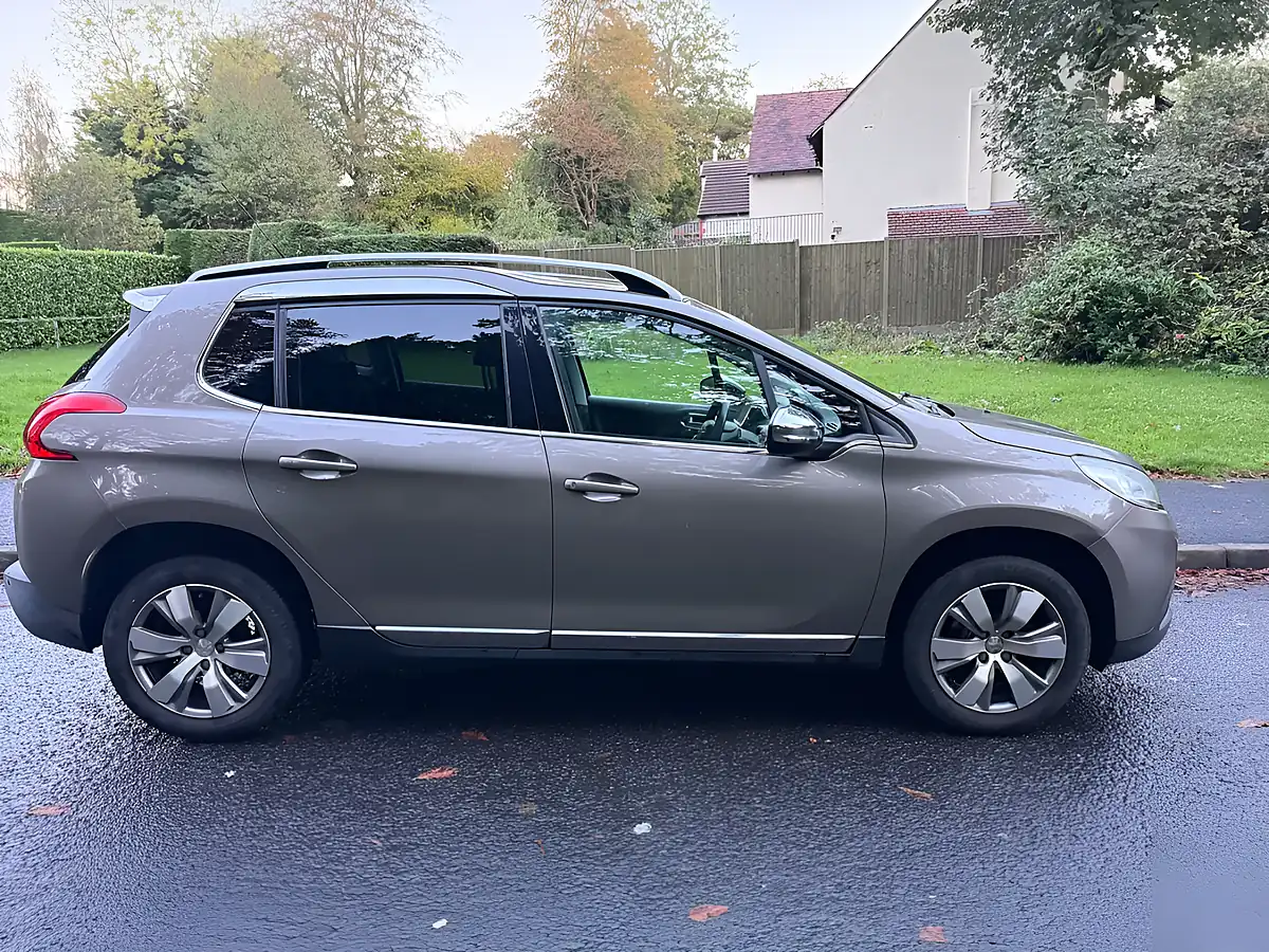 Used 2015 Peugeot 2008 Allure Grey - Interior and Exterior details 2