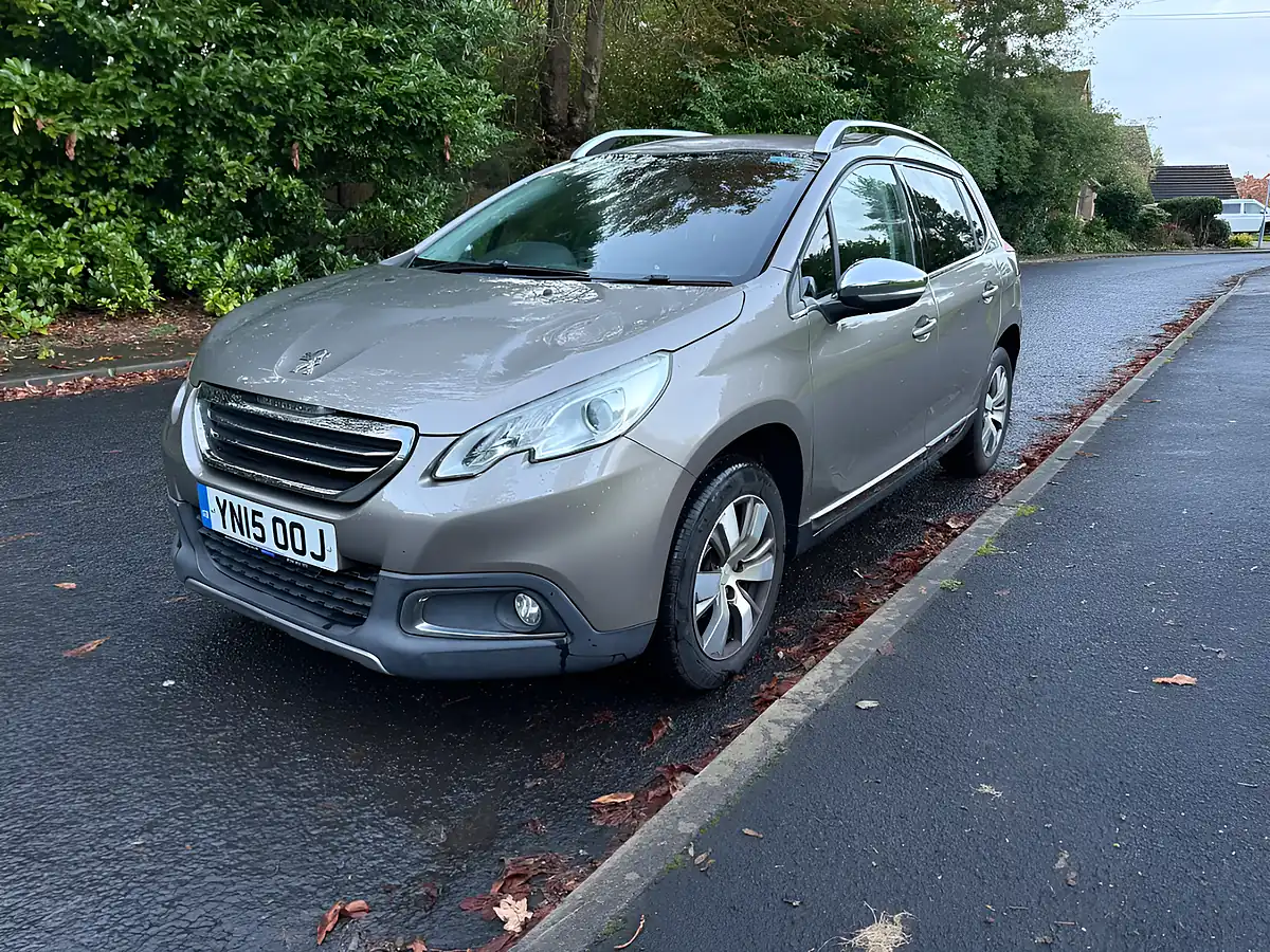 Used 2015 Peugeot 2008 Allure Grey - Interior and Exterior details 7