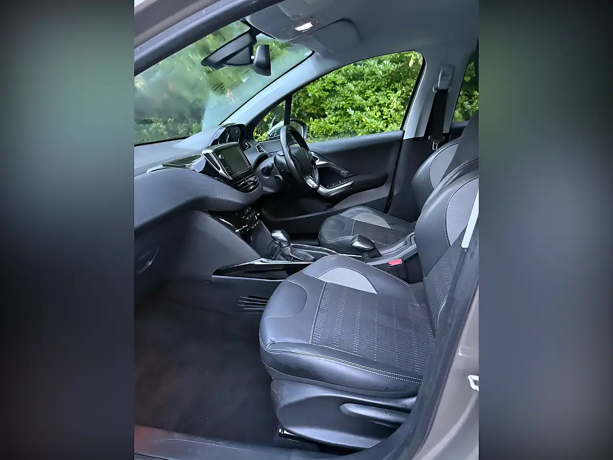 Used 2015 Peugeot 2008 Allure Grey - Interior and Exterior details 9