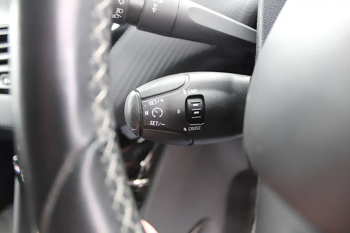 Used 2015 Peugeot 2008 Allure Grey - Interior and Exterior details 14