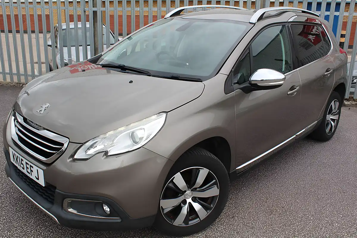 Used 2015 Peugeot 2008 Allure Grey - Interior and Exterior details 5