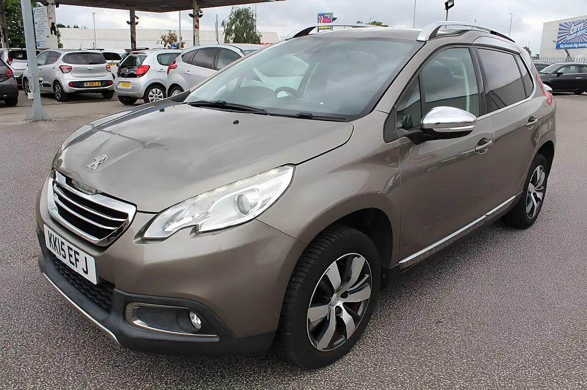 Used 2015 Peugeot 2008 Allure Grey - Interior and Exterior details 7