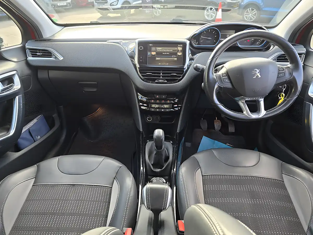 Used 2015 Peugeot 2008 Allure Red - Interior and Exterior details 7