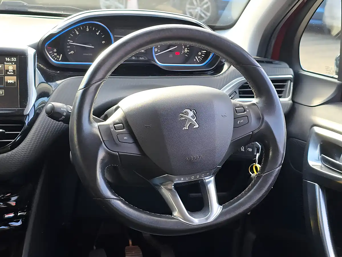 Used 2015 Peugeot 2008 Allure Red - Interior and Exterior details 8