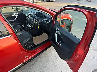 Used 2015 Peugeot 2008 Allure Red - Interior and Exterior details 13