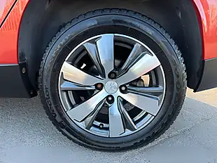 Used 2015 Peugeot 2008 Allure Red - Interior and Exterior details 9