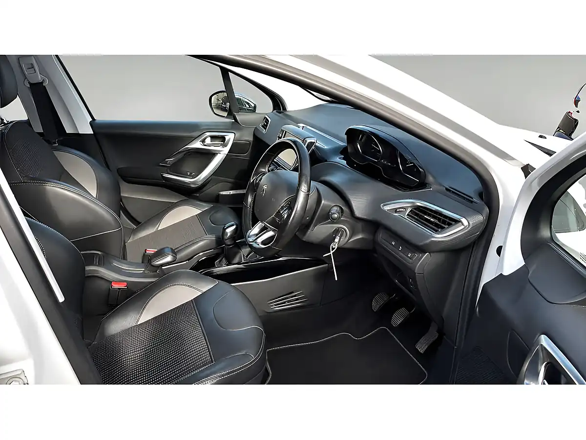 Used 2015 Peugeot 2008 Allure White - Interior and Exterior details 2