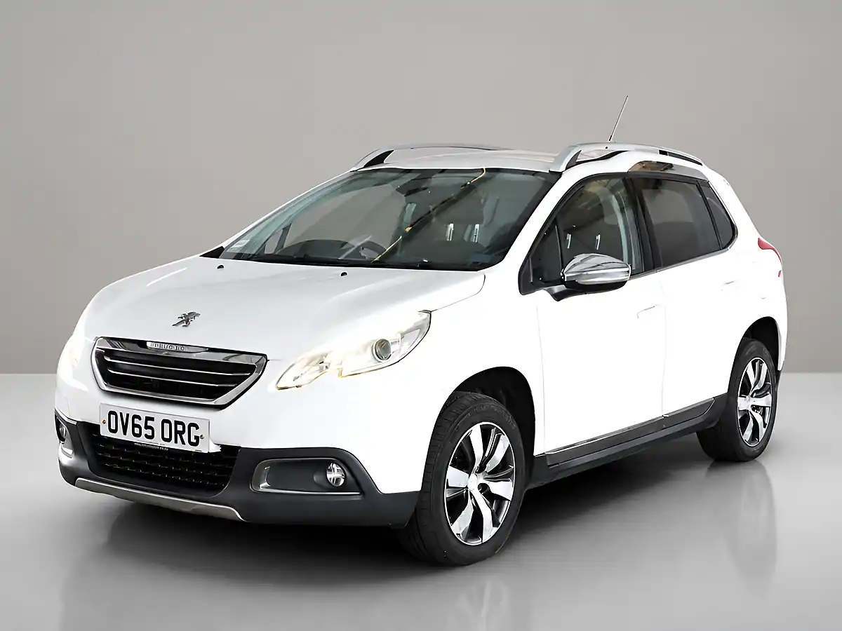 Used 2015 Peugeot 2008 Allure White - Interior and Exterior details 4