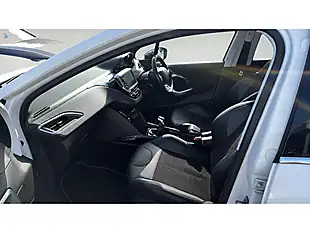 Used 2015 Peugeot 2008 Allure White - Interior and Exterior details 8