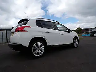 Used 2015 Peugeot 2008 Feline White - Interior and Exterior details 6