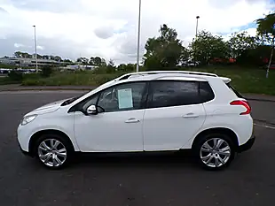 Used 2015 Peugeot 2008 Feline White - Interior and Exterior details 9