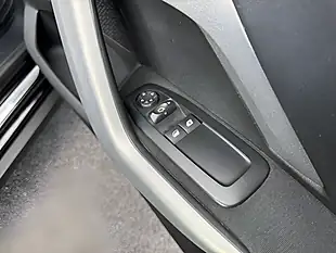 Used 2015 Peugeot 2008 Urban Cross Black - Interior and Exterior details 14
