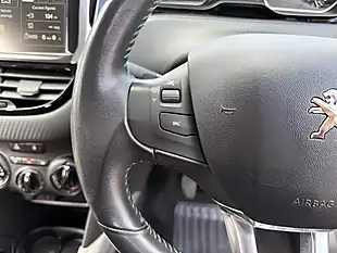 Used 2015 Peugeot 2008 Urban Cross Black - Interior and Exterior details 20