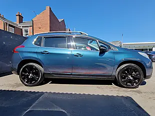 Used 2015 Peugeot 2008 Urban Cross Green - Interior and Exterior details 7