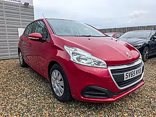 Used 2015 Peugeot 208 Access Red - Interior and Exterior details 5