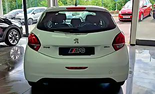 Used 2015 Peugeot 208 Access White - Interior and Exterior details 4