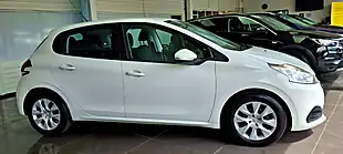 Used 2015 Peugeot 208 Access White - Interior and Exterior details 6