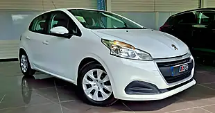 Used 2015 Peugeot 208 Access White - Interior and Exterior details 9
