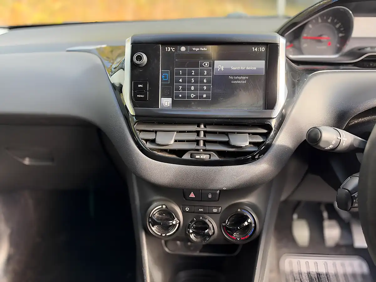 Used 2015 Peugeot 208 Active Blue - Interior and Exterior details 14
