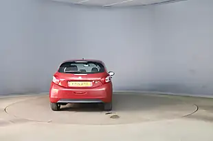 Used 2015 Peugeot 208 Active Red - Interior and Exterior details 5