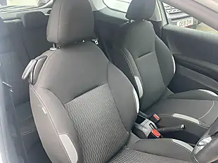 Used 2015 Peugeot 208 Active White - Interior and Exterior details 11