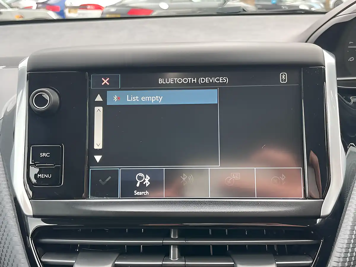 Used 2015 Peugeot 208 Active White - Interior and Exterior details 15