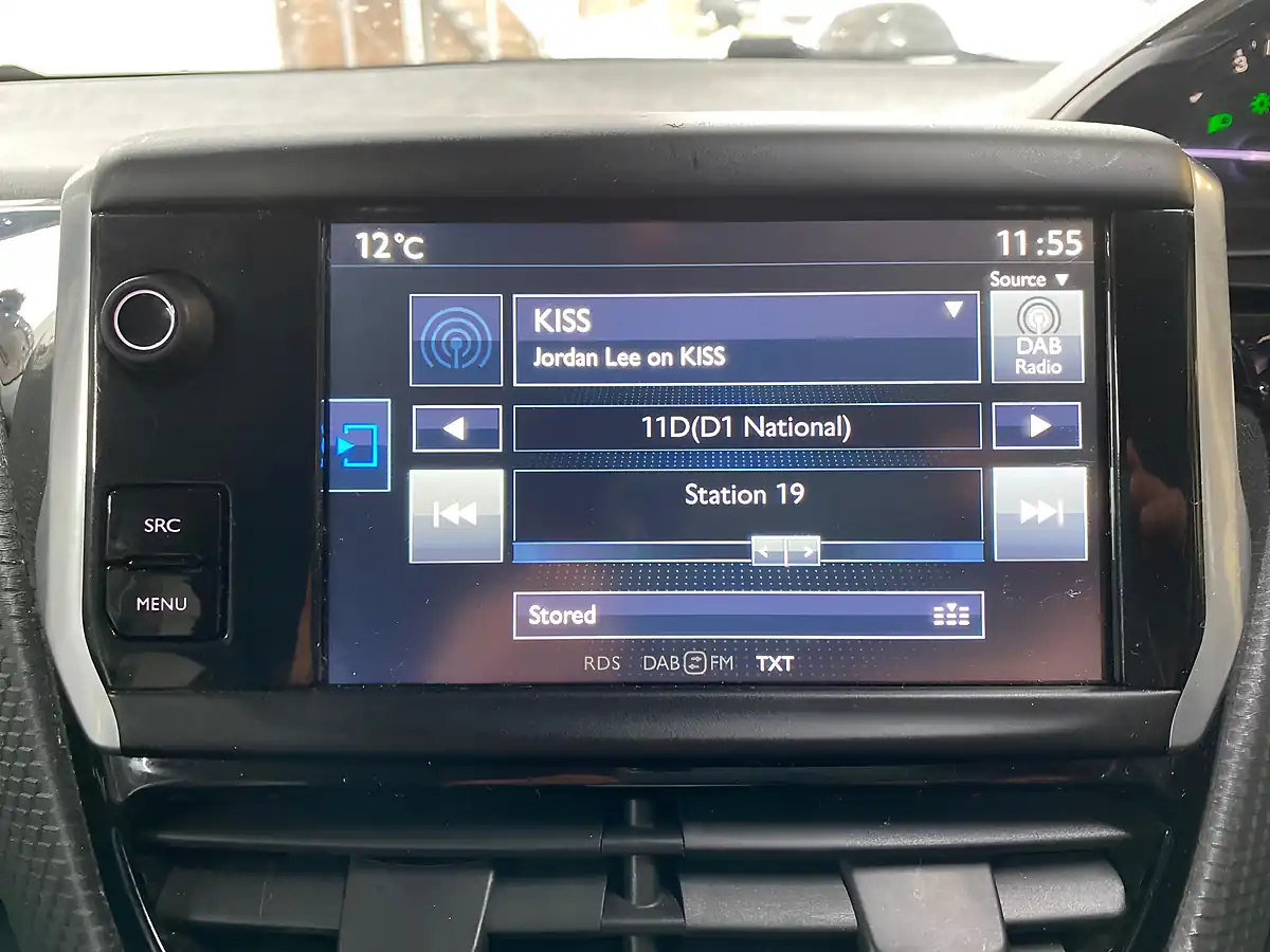 Used 2015 Peugeot 208 Active White - Interior and Exterior details 17
