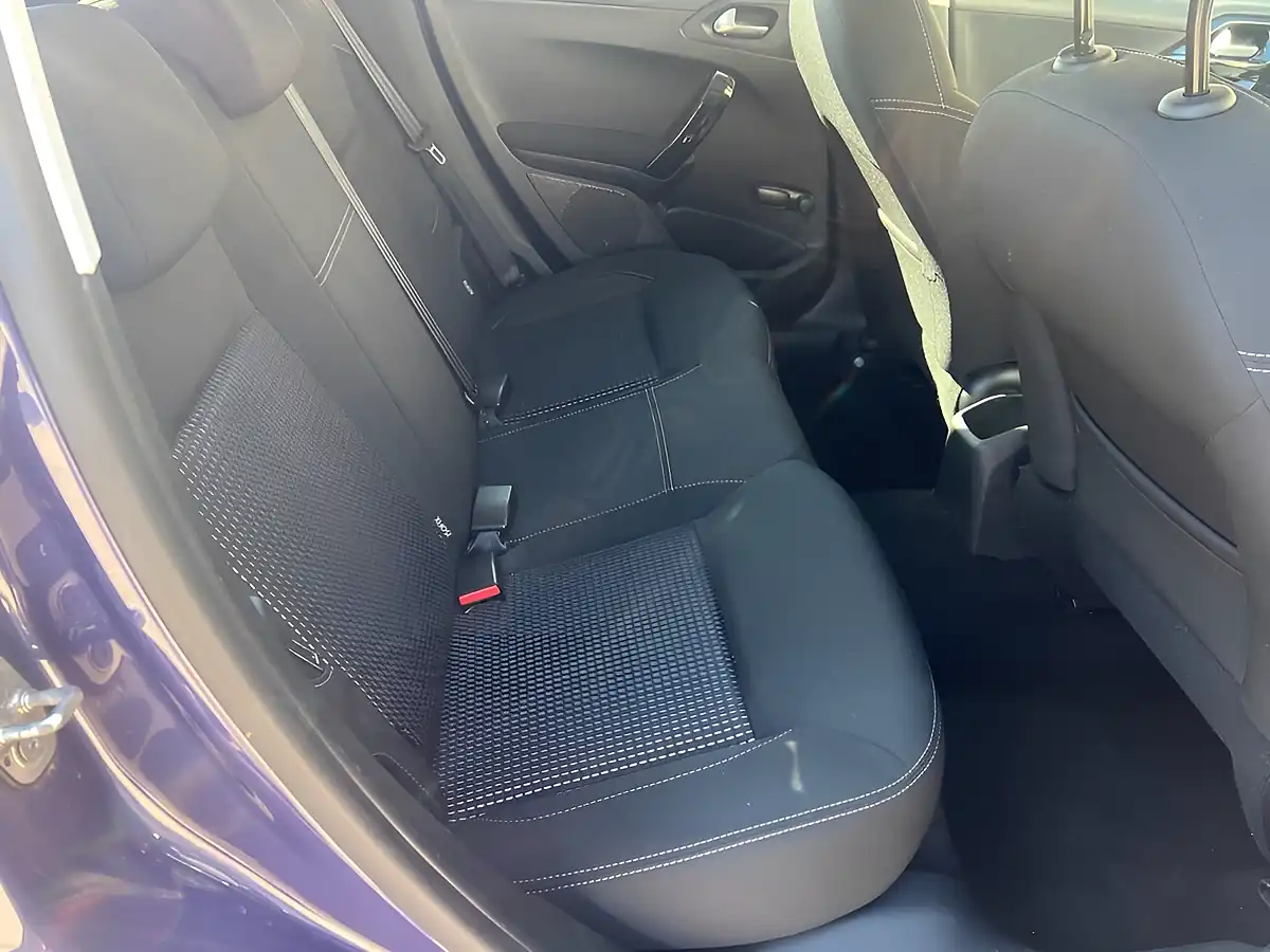 Used 2015 Peugeot 208 Allure Blue - Interior and Exterior details 8
