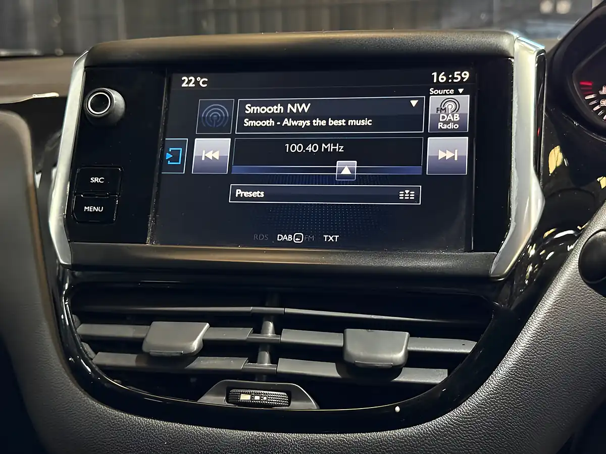 Used 2015 Peugeot 208 Allure Blue - Interior and Exterior details 12