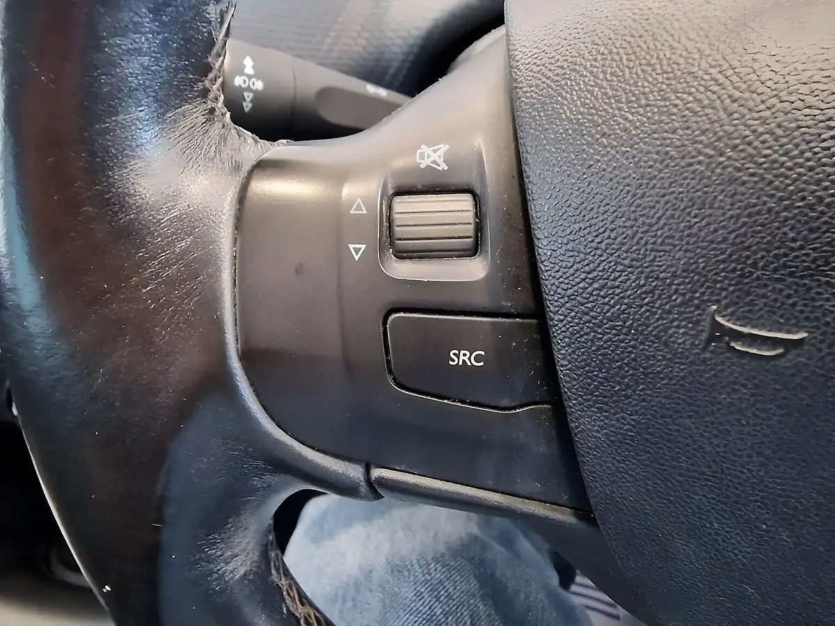 Used 2015 Peugeot 208 Allure Grey - Interior and Exterior details 13