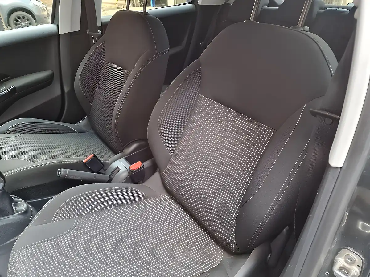 Used 2015 Peugeot 208 Allure Grey - Interior and Exterior details 17