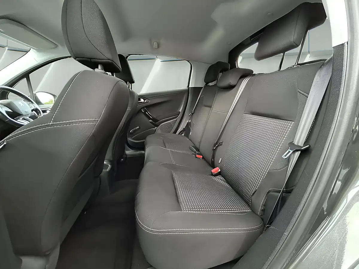 Used 2015 Peugeot 208 Allure Grey - Interior and Exterior details 14