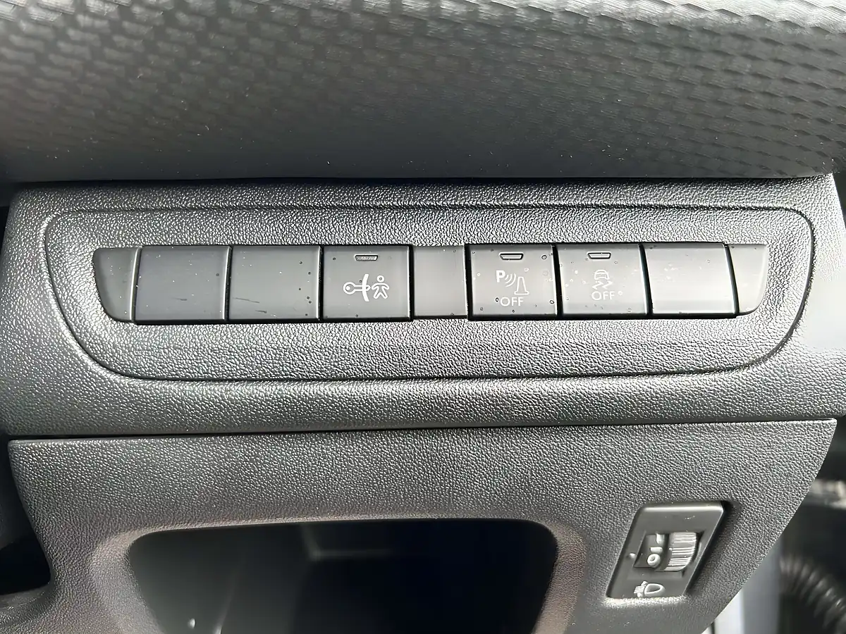 Used 2015 Peugeot 208 Allure Grey - Interior and Exterior details 16